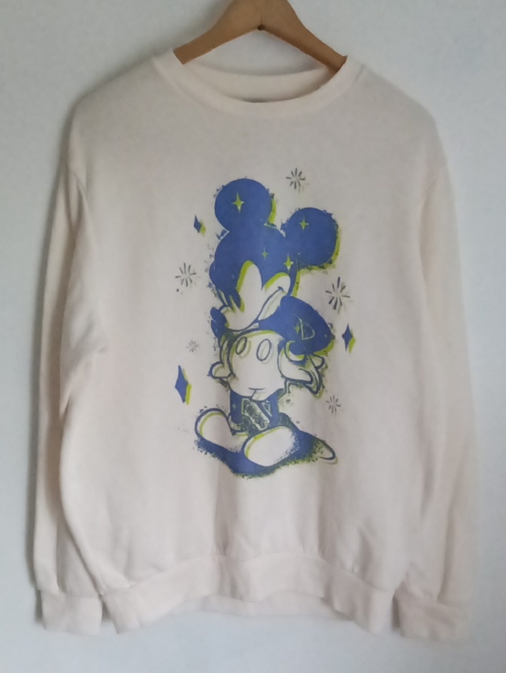 Disney Mickey Mouse Crewneck in Delicate Ivory Sz M